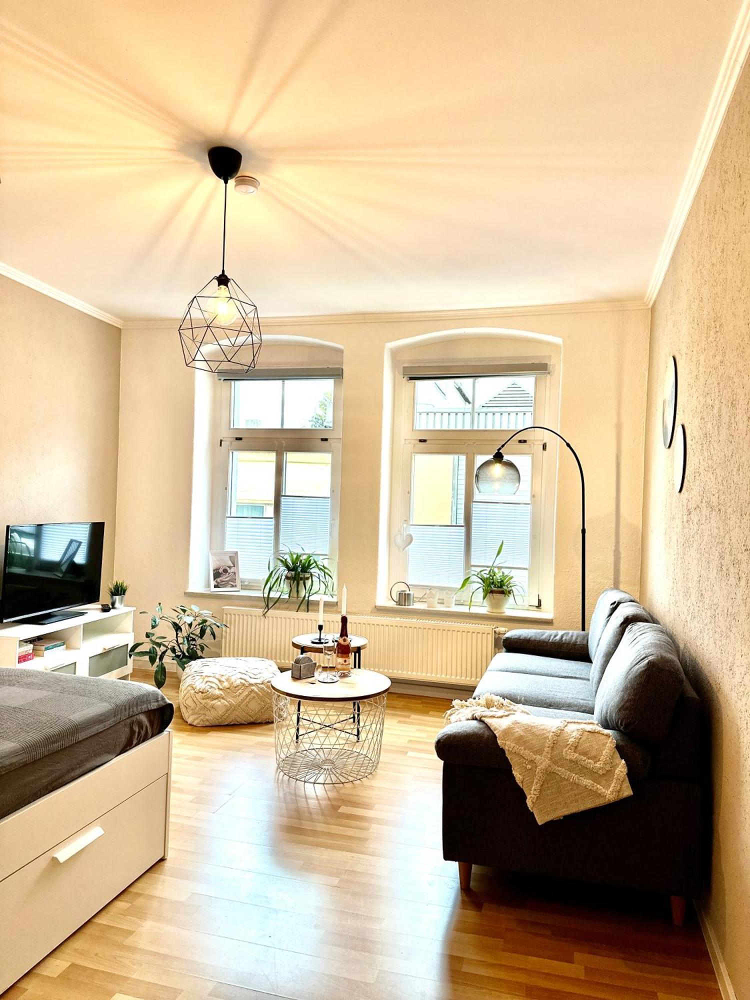 Appartement "Stadtgefluester" Im Zentrum, Inkl Stellplatz, 2 Betten, Babybett, Balkon, Gratis Kaffee Und Tee, Wlan 바우트젠 외부 사진