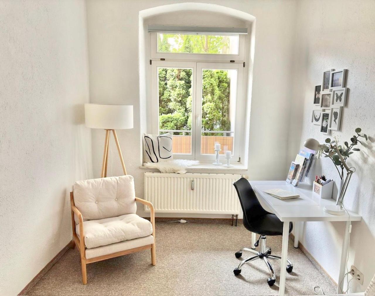 Appartement "Stadtgefluester" Im Zentrum, Inkl Stellplatz, 2 Betten, Babybett, Balkon, Gratis Kaffee Und Tee, Wlan 바우트젠 외부 사진