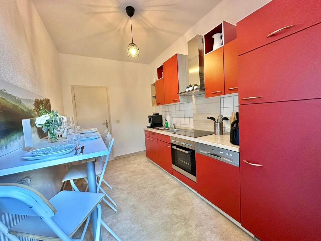 Appartement "Stadtgefluester" Im Zentrum, Inkl Stellplatz, 2 Betten, Babybett, Balkon, Gratis Kaffee Und Tee, Wlan 바우트젠 외부 사진
